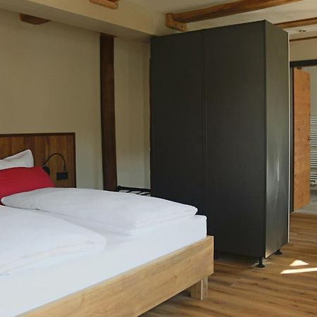 Landgasthof Koenig Von Preussen Helsa Buitenkant foto